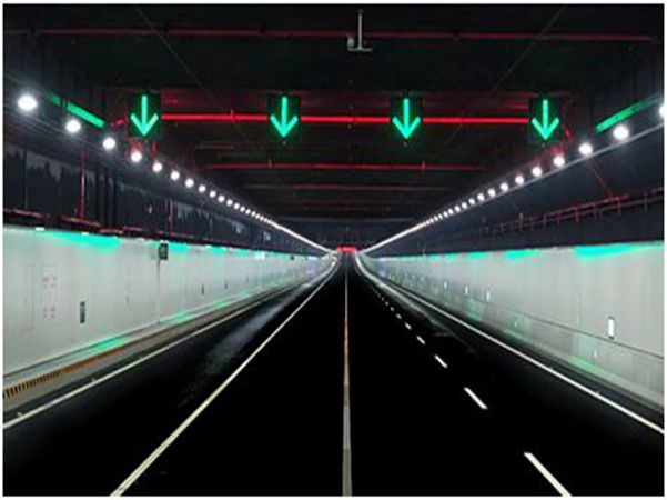 O papel das telas LED de tráfego na ponte Shenzhen-Zhongshan
